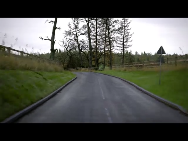Hazard perception premium clip 25 &mdash; road scene preview